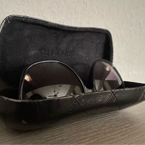 Chanel 5330 Quilted Polarized Sunglasses in Tortoise Acetate & Gold